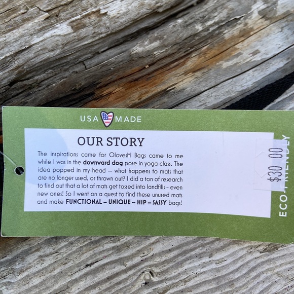 NWT OlovesM Eco-Friendly Cell Phone & Water Bottle Plus Made with Yoga Mats Bag - Picture 10 of 11